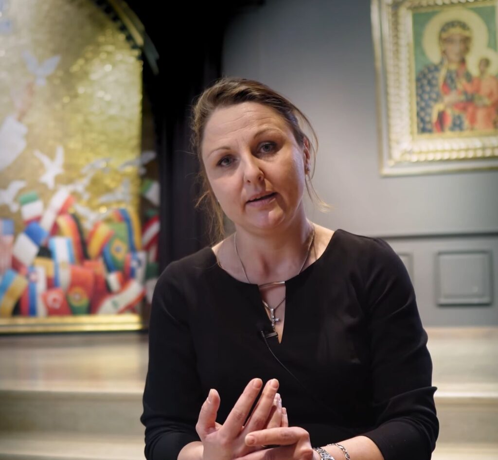 Anna – Moja droga do Boga Świadectwo nawrócenia i uzdrowienia – Anna opowiada o Prawdziwym Życiu w Bogu